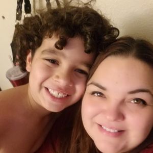 Meet your Posher, Naomi